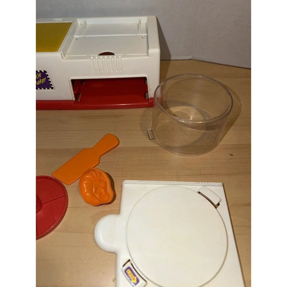 Vintage 93 McDonald's Happy Meal Magic Cookie Maker - Missing Parts Damaged Box